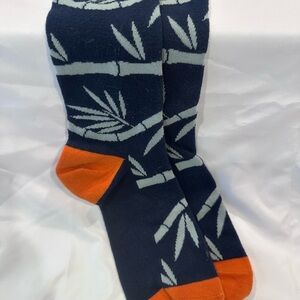 Stylish Bamboo Patterned Socks - Navy and Orange